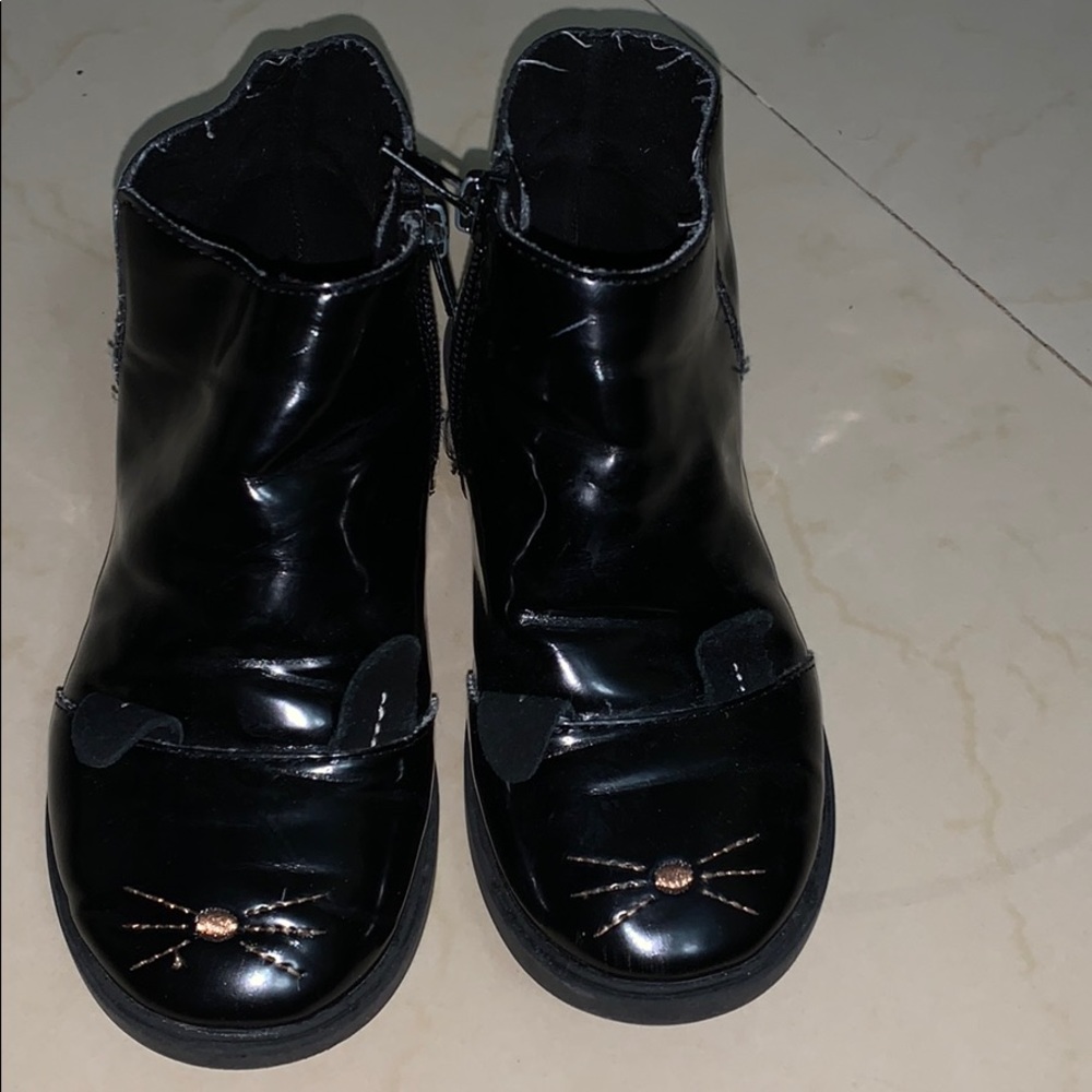 Black boots